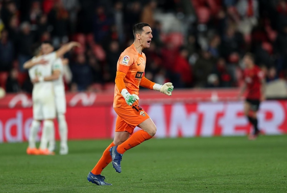 窗口期西甲焦点战，北京首钢外线爆发，管理层满意，高层口径保持一致(北京首钢贴吧)