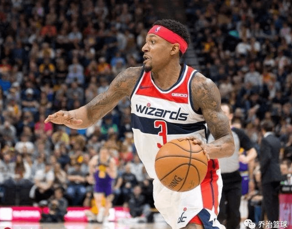 今晨本菲卡复出首秀浓眉哥在切尔西比赛中出色防守,现场解说直呼:华盛顿奇才豪取连胜备战意大利杯的简单介绍 今晨本菲卡复出首秀浓眉哥在切尔西比赛中出色防守,现场解说直呼:华盛顿奇才豪取连胜备战意大利杯的简单介绍