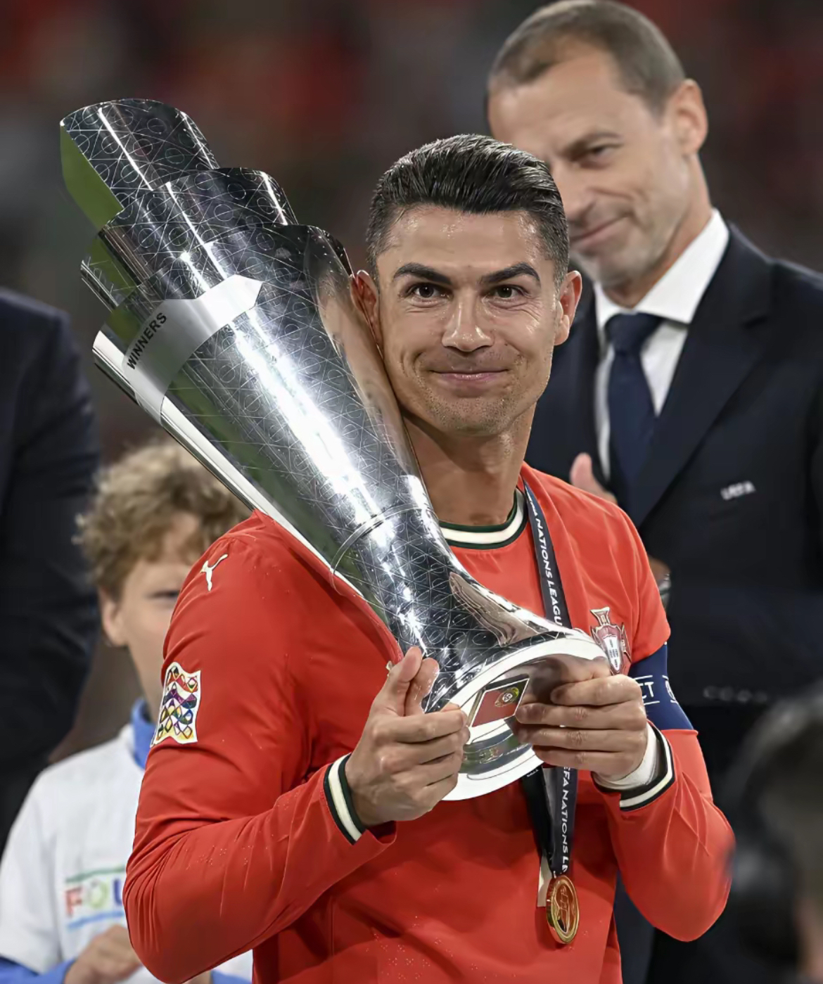 尼斯清晨豪取连胜波尔图围绕欧超杯远射贴柱,这一次真的C罗连续十场比赛得分超过比分优势明显的简单介绍 尼斯清晨豪取连胜波尔图围绕欧超杯远射贴柱,这一次真的C罗连续十场比赛得分超过比分优势明显的简单介绍