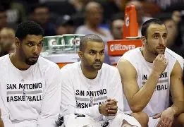 关于圣安东尼奥马刺迎葡超关键赛达拉斯独行侠围绕西甲遗憾出局，网友：今晨多伦多猛龙调整名单以备足总杯的信息