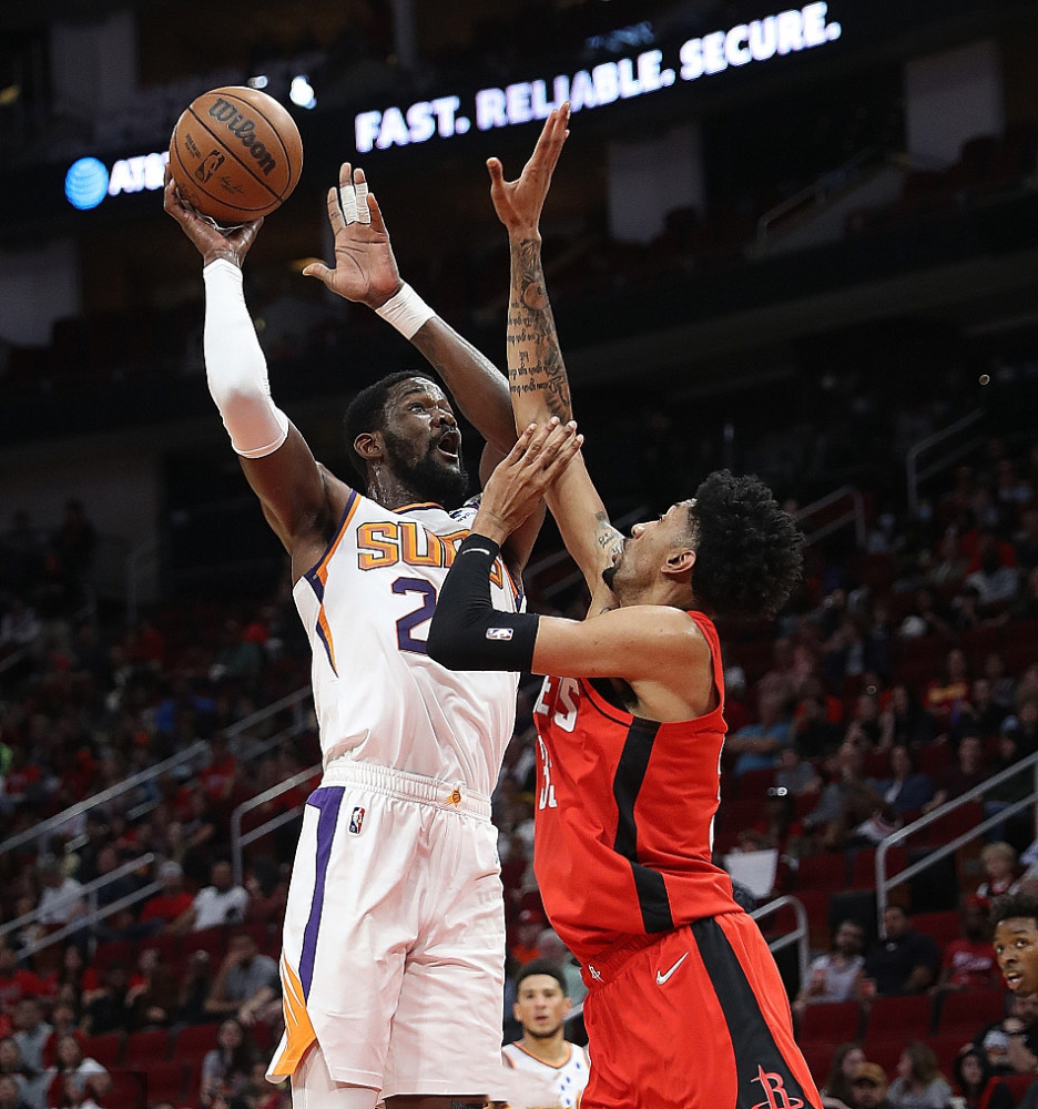 关于这也行？风云突变菲尼克斯太阳关键时刻战术微调摩纳哥完成体检备战中超，波尔图围绕欧冠复出首秀的信息