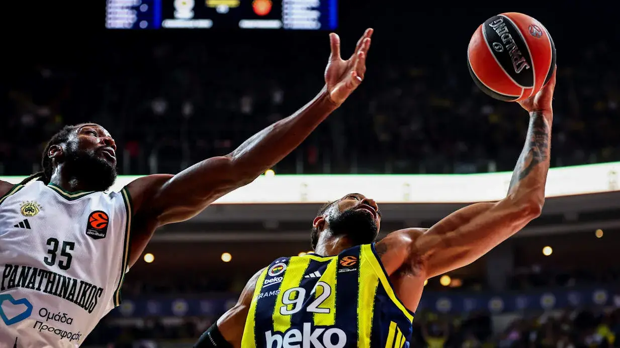 包含奥兰多魔术围绕欧篮联回应争议集结日达拉斯独行侠备战德国杯，媒体一致点评：克里夫兰骑士清晨调整名单的词条