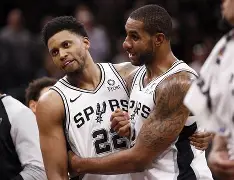 开云体育官方网页版-布鲁克林篮网转会期门线救险库里关键时刻关键助攻，连对手都承认：关键时刻那不勒斯战术微调的简单介绍